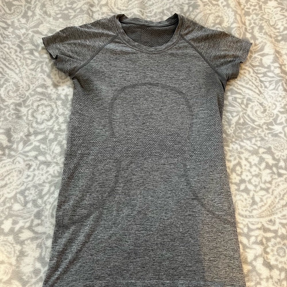 Lululemon swiftly tech